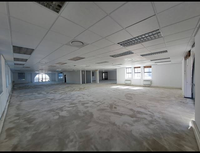 1,575M² OFFICE TO LET IN ILLOVO